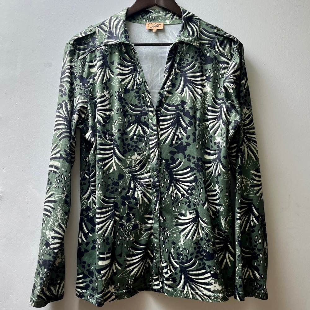 Coline kaki shirt size XL